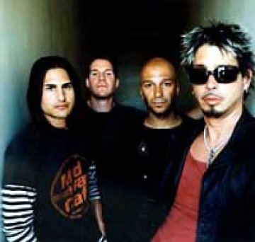 Audioslave се разпаднаха окончателно