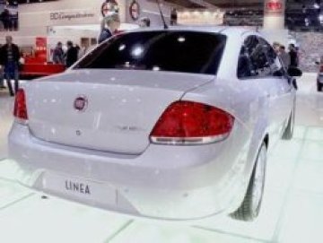 Fiat показва новия седан Linea в Лайпциг