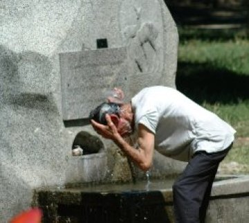 Без вода в жегата