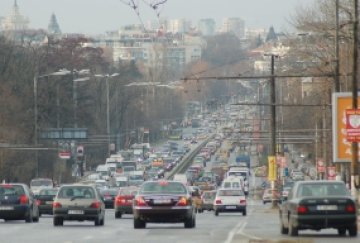 Цариградско шосе гълта над милион лева, слагат му 4 см асфалт