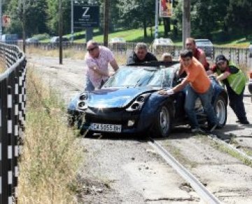 Жена се преобърна с колата си на бул. &quot;България&quot; в столицата