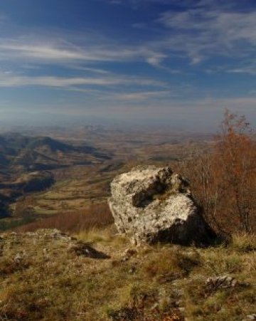 Октомври: От всичко по малко