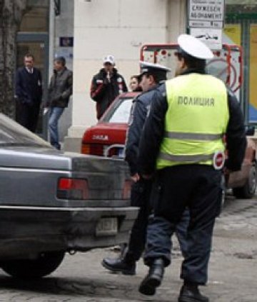 Хванаха банда, извършвала грабежи в Етрополе