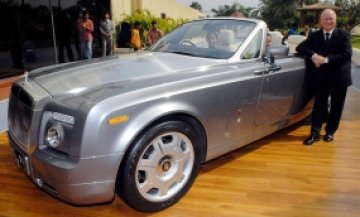 Rolls-Royce съкращава около 2300 служители