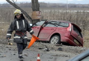 Двама души загинаха във войната на пътя