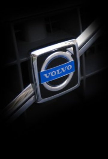 Volvo - поредният замесен в скандала „Петрол срещу храна“