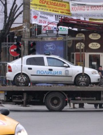 Полицейските коли свирят аудио, записват видео