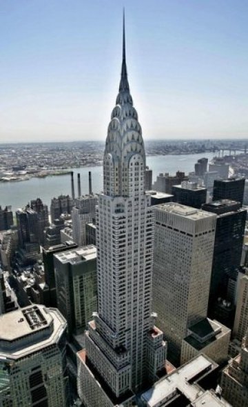 Арабски фонд купи небостъргача Chrysler Building за 800 млн. долара