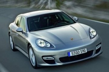 Първи погледи към Porsche Panamera