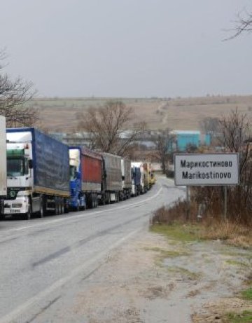 Продължава блокадата на Кулата