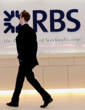 Стриптийз протест на британец в Royal Bank Of Scotland