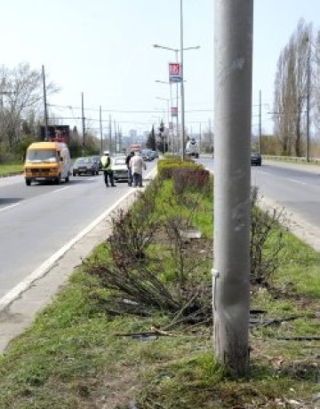 Момче бере душа в &quot;Пирогов&quot;, паднало от ел. стълб в Монтана