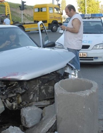 Една жертва по пътищата на страната