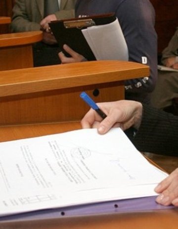 Родител предлага медиация по спор за предаване на дете