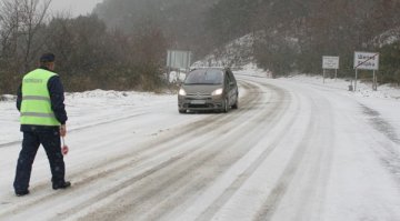 Отпадат временните ограничения за движение през Шипка