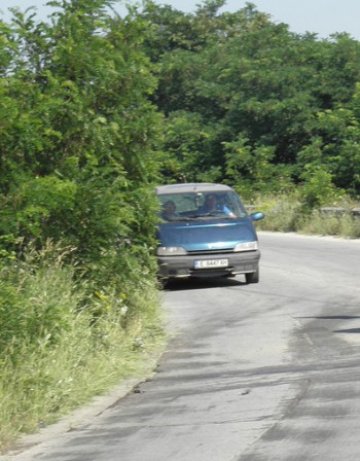 Сухи са пътищата в цялата страна