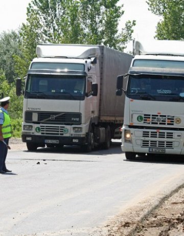 Пътищата в цялата страна са сухи