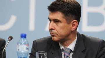 Гяуров: Съдът тълкува закона буквално за хонорара на Доган