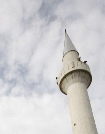 Чакат се обвинения за случаи на радикален ислям в Сърница