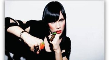 Jessie J с 4 отличия за "черна" музика