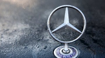 Mercedes открехна вратата за новия SLC