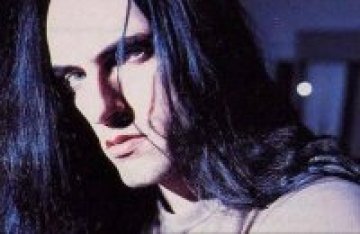 Питър Стийл се снима за списание PlayGirl преди години. Снимка: typeonegative.net