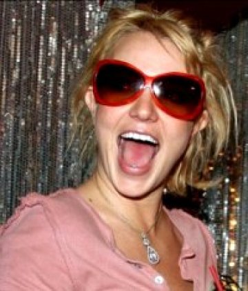 &quot;Втората&quot; песен изтекла в мрежата от новия албум на Britney се оказа трета!