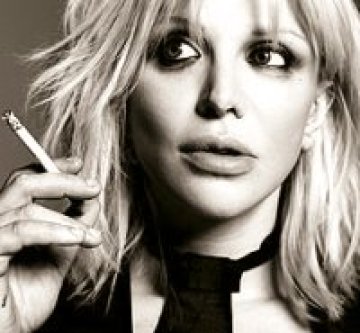 Courtney Love реши да се прави на &quot;майка Тереза&quot;