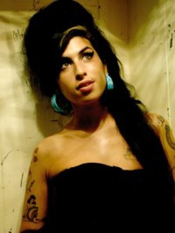 Amy Winehouse си умира да влезе в студио