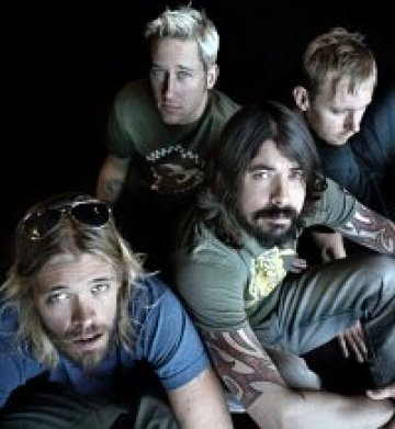 Foo Fighters в &quot;Спешно отделение&quot;