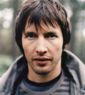 Ако не харесвате лицето на James Blunt, по-добре не гледайте това видео