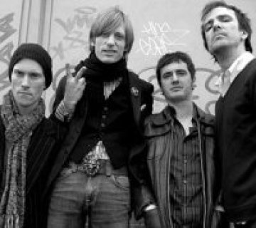 Kula Shaker се смилиха над американските си фенове