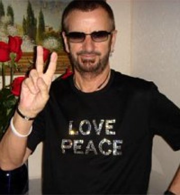 Новият албум на Ringo Starr на USB