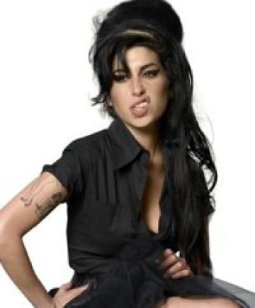 Amy Winehouse, Bryan Adams и карибските... акули