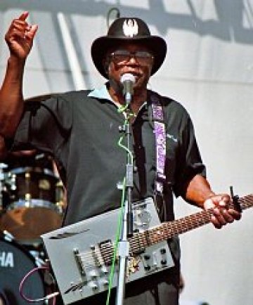 Bo Diddley почина няколко месеца преди да навърши 80!