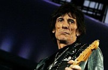 Ronnie Wood от Rolling Stones разказва за себе си в книга!