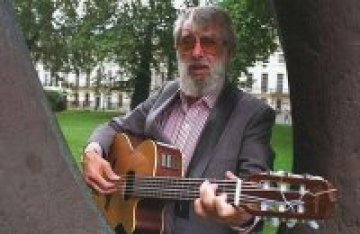 Почина Ronnie Drew от The Dubliners