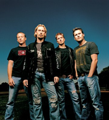 Nickleback ще се състезават със стария си албум