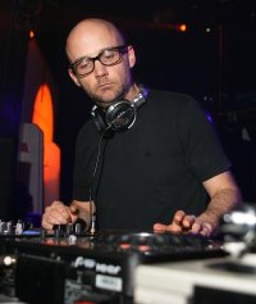 Moby представя: Last Night Remixed