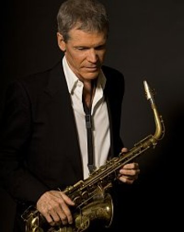 Променят датата за концерта на David Sanborn