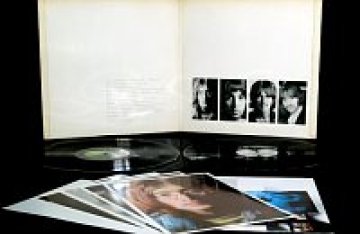 Продава се уникално копие на &quot;White Album&quot; на The Beatles! Виж го!