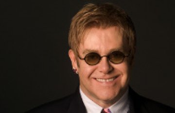 Elton John пуска iPod с кристали