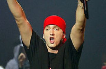 Eminem чупи рекорди с новото си парче