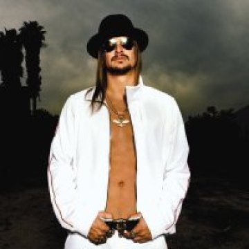 Kid Rock и мацка от Pussycat Dolls подгряват кечисти!