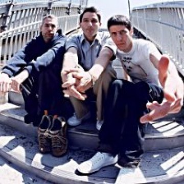 Два чисто нови сингъла от Beastie Boys!