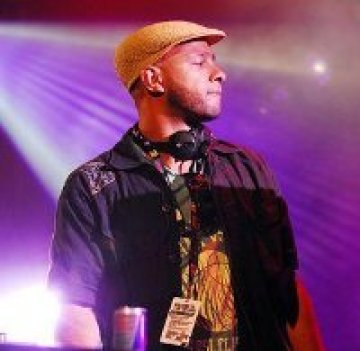 Nightmares on Wax подгряват  Alice Russell