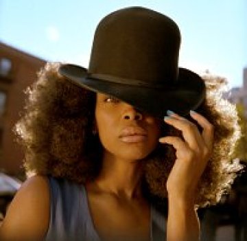 Erykah Badu издава нов албум 