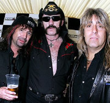 Motorhead стягат голямо турне във Великобритания