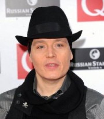 Adam Ant бачка по нов албум