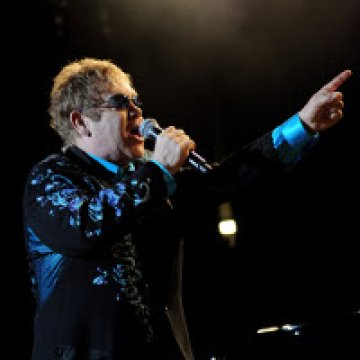 Elton John: Ще пея вечно